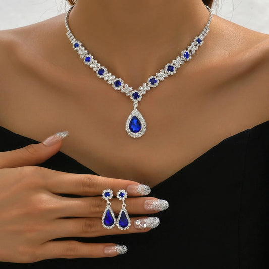 Kaylee | Elegant jewelry set – necklace and earrings