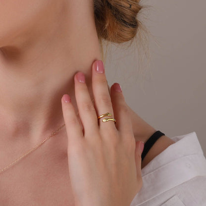 Unella | Adjustable Hand Hug Rings