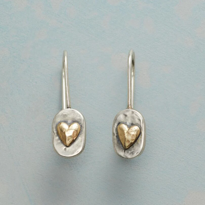 Amira | Heart earrings