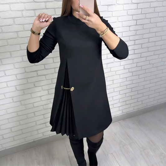 Jane | Elegant long-sleeve dress with pleated inserts